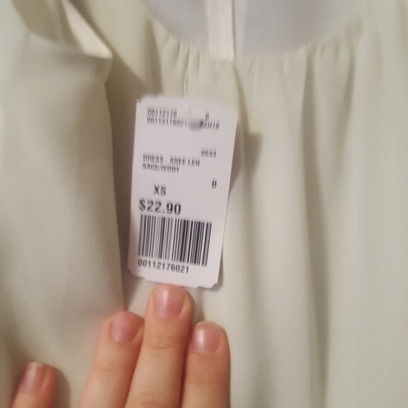 Lime light green summer dress - Picture 3 of 3